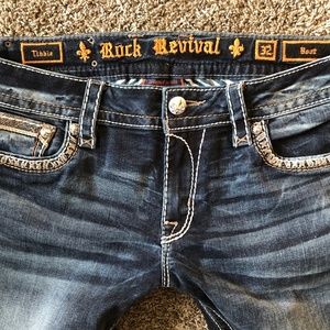 Rock Revival Tibbie Boot size 32 Jeans